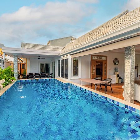 Pattaya Private Villa - Pool,Sauna,Snooker,Bbq Εξωτερικό φωτογραφία