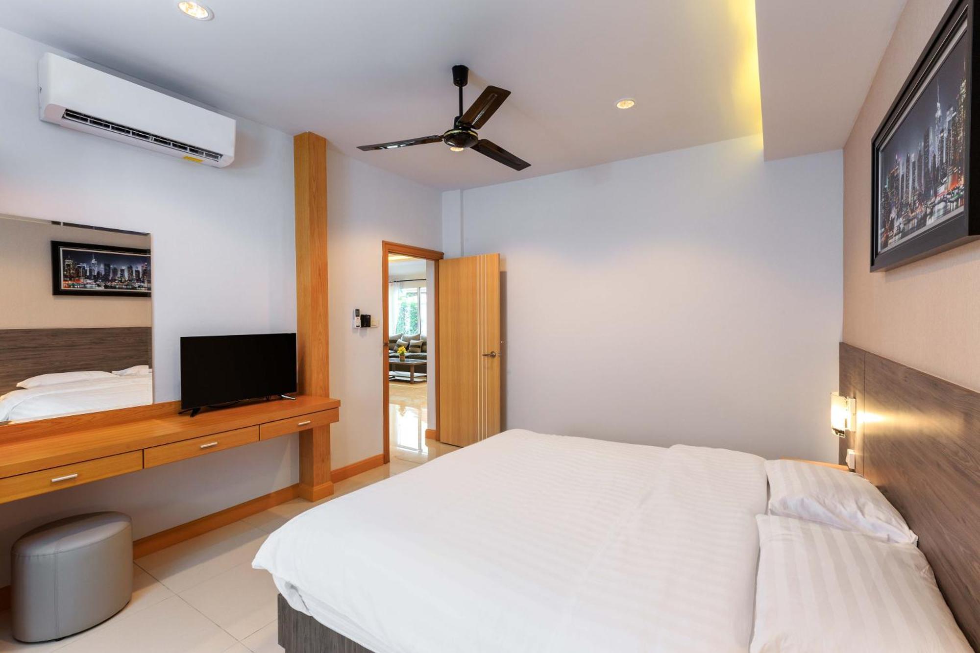 Pattaya Private Villa - Pool,Sauna,Snooker,Bbq Εξωτερικό φωτογραφία