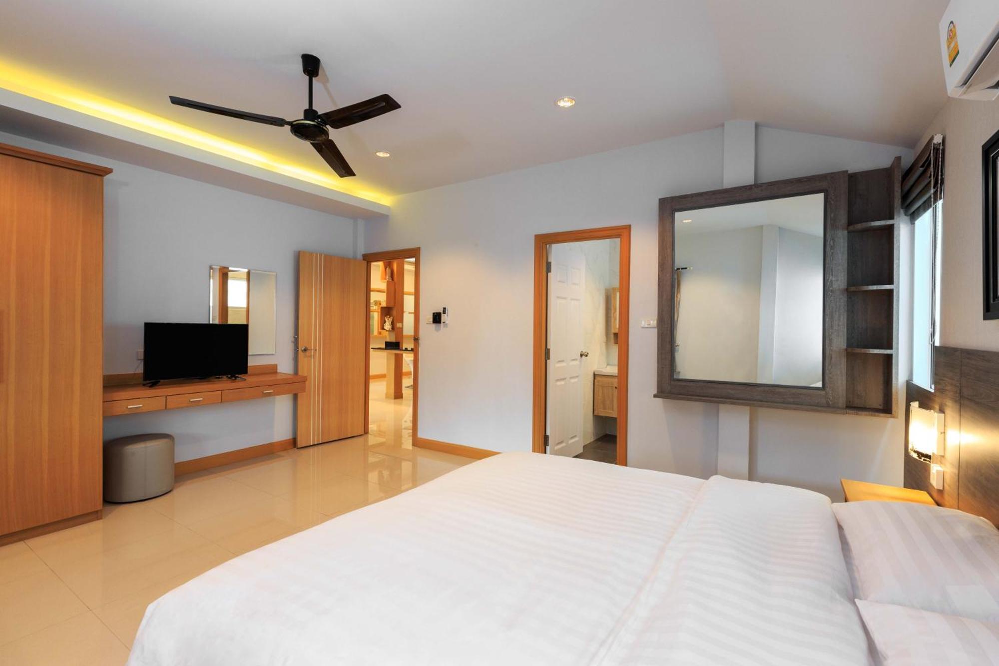 Pattaya Private Villa - Pool,Sauna,Snooker,Bbq Εξωτερικό φωτογραφία