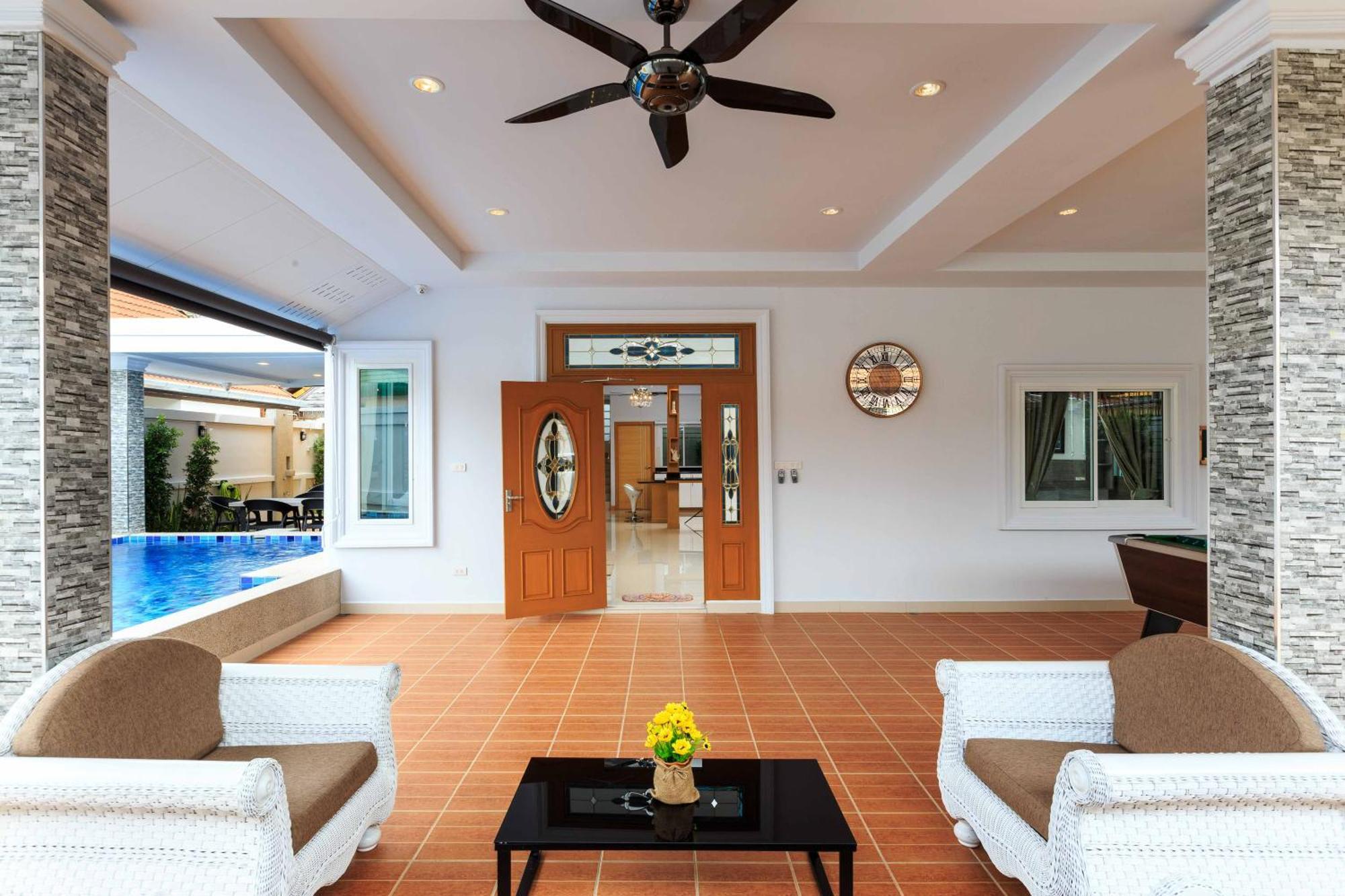 Pattaya Private Villa - Pool,Sauna,Snooker,Bbq Εξωτερικό φωτογραφία